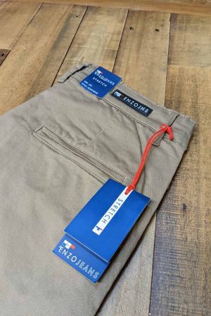 mens beige chino trousers