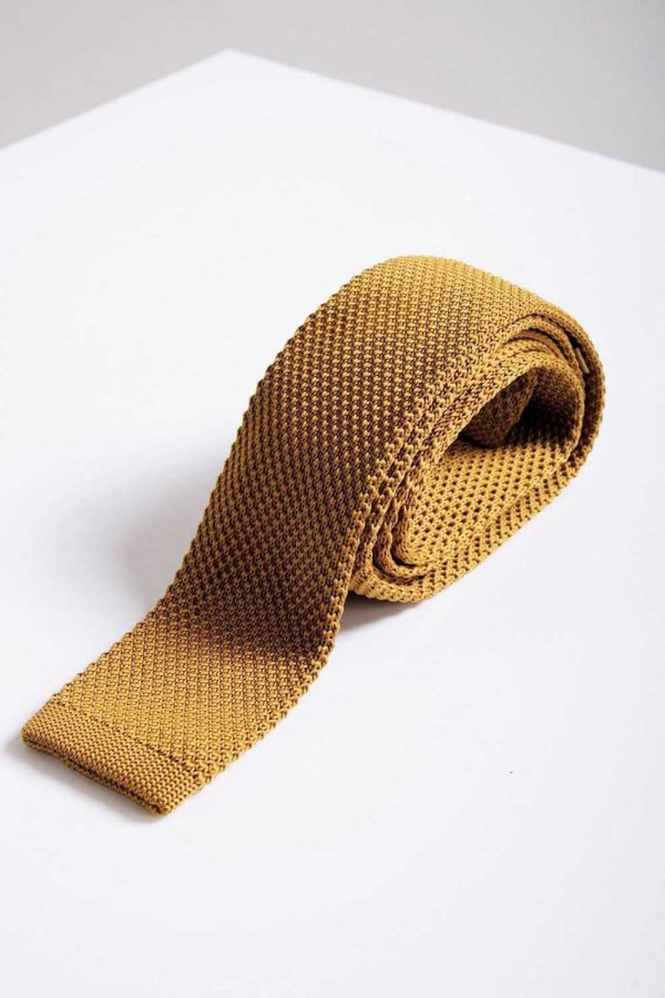 Gold Skinny Knitted Tie