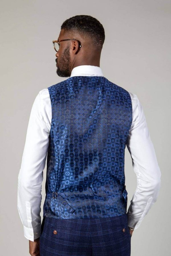 Reverse waistcoat marc darcy lining