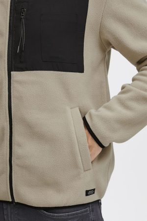 Zip up fleece with pockets