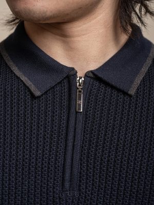 Collared knit long sleeve polo shirt - quarter zip knit