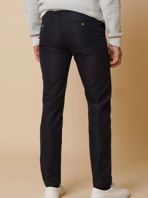 Men's navy chino trousers in Tailored Fit