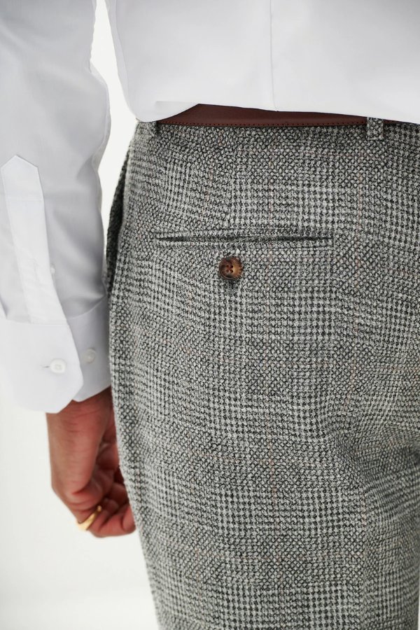 Marc Darcy Premium Suits
